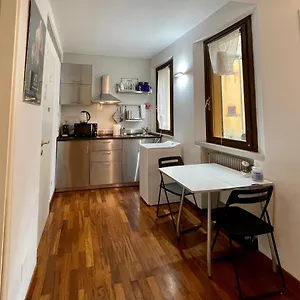 Giulia Appartamento Bologna